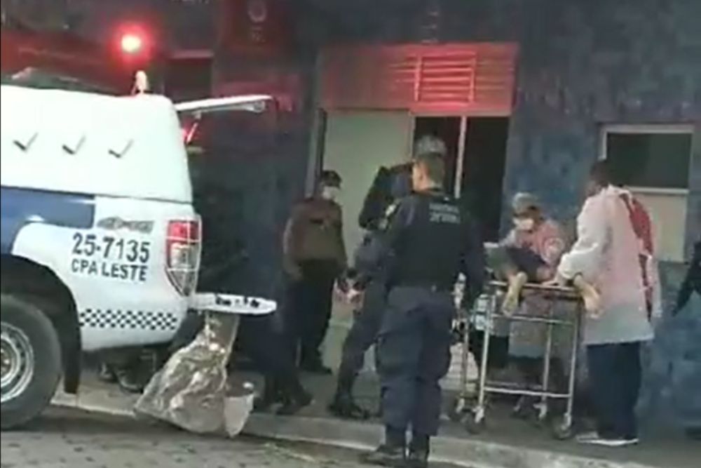 'Bebê' morre em troca de tiros com a polícia em comunidade no Puraquequara 'Bebê' morre em troca de tiros com a polícia em comunidade no Puraquequara