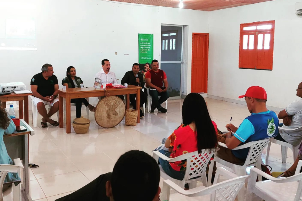 Encontro de lideranças do manejo em Carauari discute o combate ao garimpo ilegal Encontro de lideranças do manejo em Carauari discute o combate ao garimpo ilegal