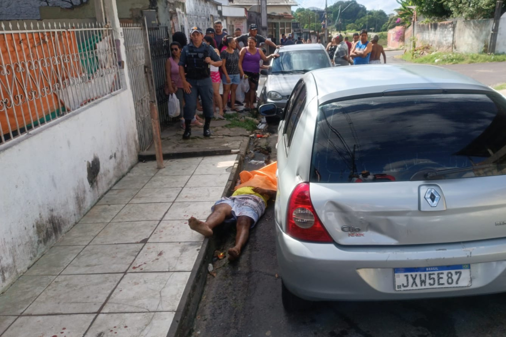 Casal é executado a tiros no conjunto Juruá Casal é executado a tiros no conjunto Juruá