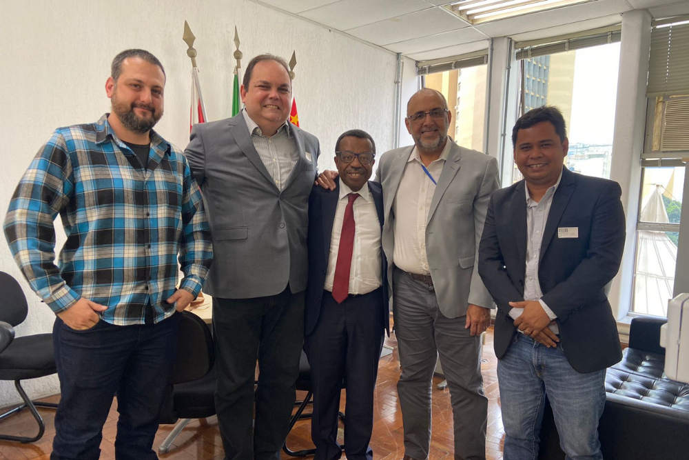 C&acirc;maras de Manaus e S&atilde;o Paulo planejam coopera&ccedil;&atilde;o t&eacute;cnica