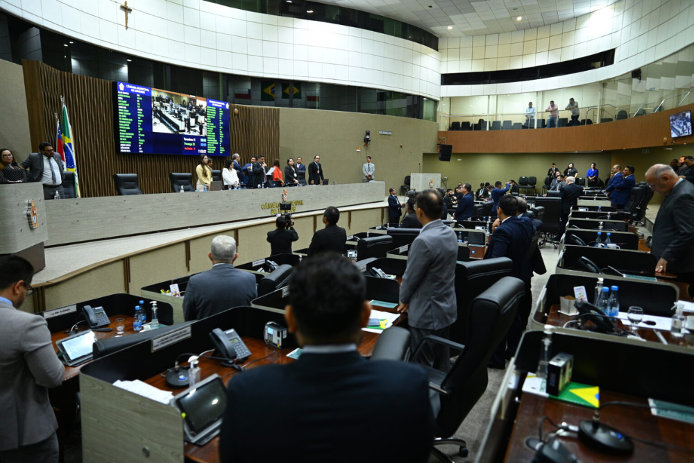 CMM deliberou 13 Projetos de Lei durante sess&atilde;o plen&aacute;ria