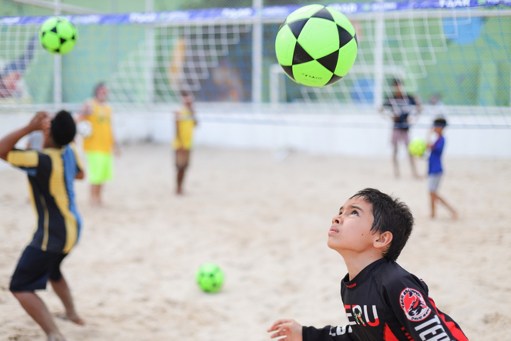 Espaços do Prosamin+ oferecem prática de esporte comunitário e de base Espaços do Prosamin+ oferecem prática de esporte comunitário e de base