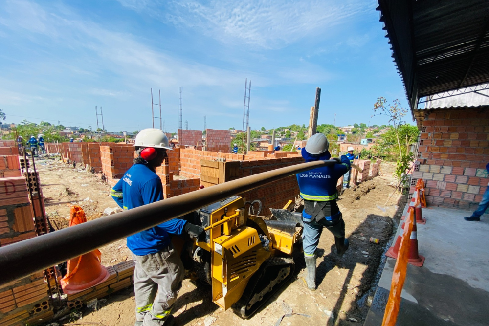 Feira comunit&aacute;ria da zona Leste recebe estrutura de &aacute;gua tratada