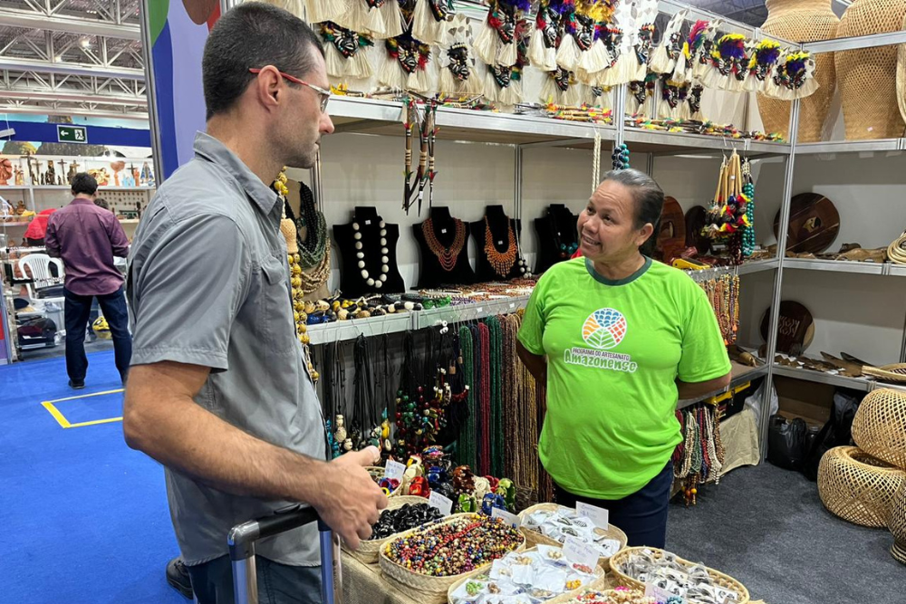 Artes&atilde;os amazonenses arrecadam mais de R$ 400 mil em feira de Olinda