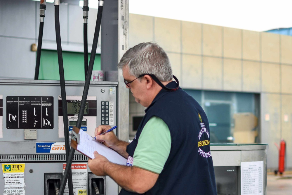Pre&ccedil;o do diesel comum chega a variar em 20% nos postos de Manaus, mostra Procon