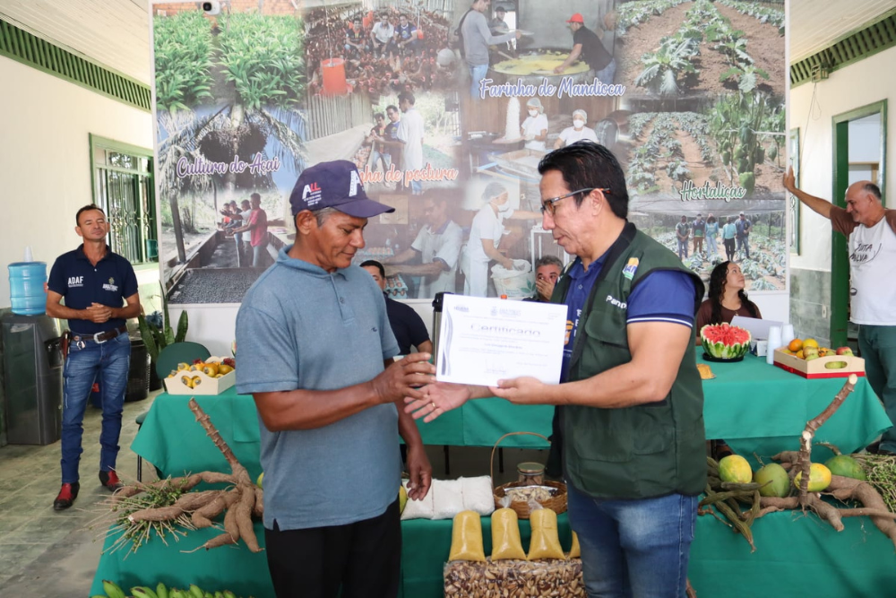Idam homenageia trabalho dos produtores rurais de Lábrea Idam homenageia trabalho dos produtores rurais de Lábrea