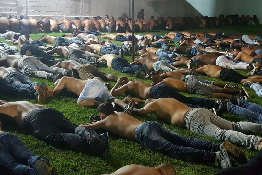 Popula&ccedil;&atilde;o negra encarcerada atinge maior patamar da s&eacute;rie hist&oacute;rica