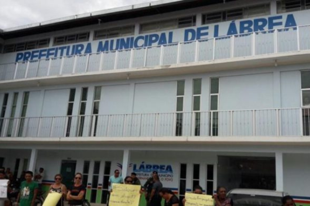 MPAM investiga dívida de R$64 milhões em energia elétrica da Prefeitura de Lábrea MPAM investiga dívida de R$64 milhões em energia elétrica da Prefeitura de Lábrea