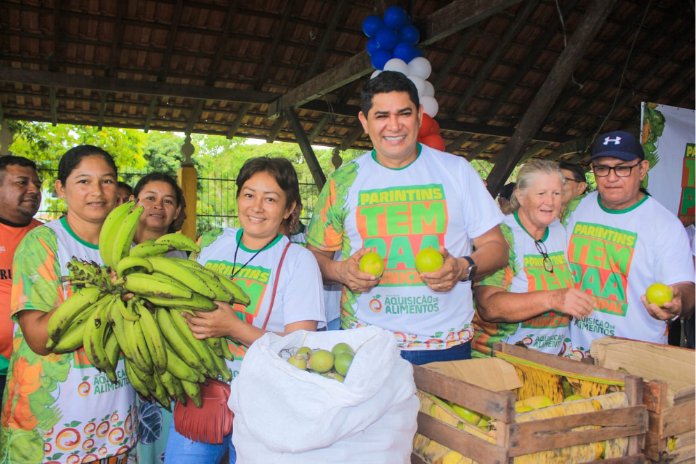 Chamada pública da Sempa compra R$ 1,7 milhão em produção de 116 agricultores Chamada pública da Sempa compra R$ 1,7 milhão em produção de 116 agricultores