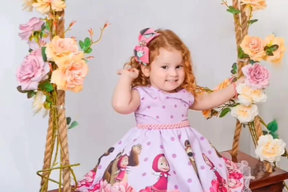 Inconformado com fim de relacionamento, pai mata filha de 4 anos e se mata em GO Inconformado com fim de relacionamento, pai mata filha de 4 anos e se mata em GO