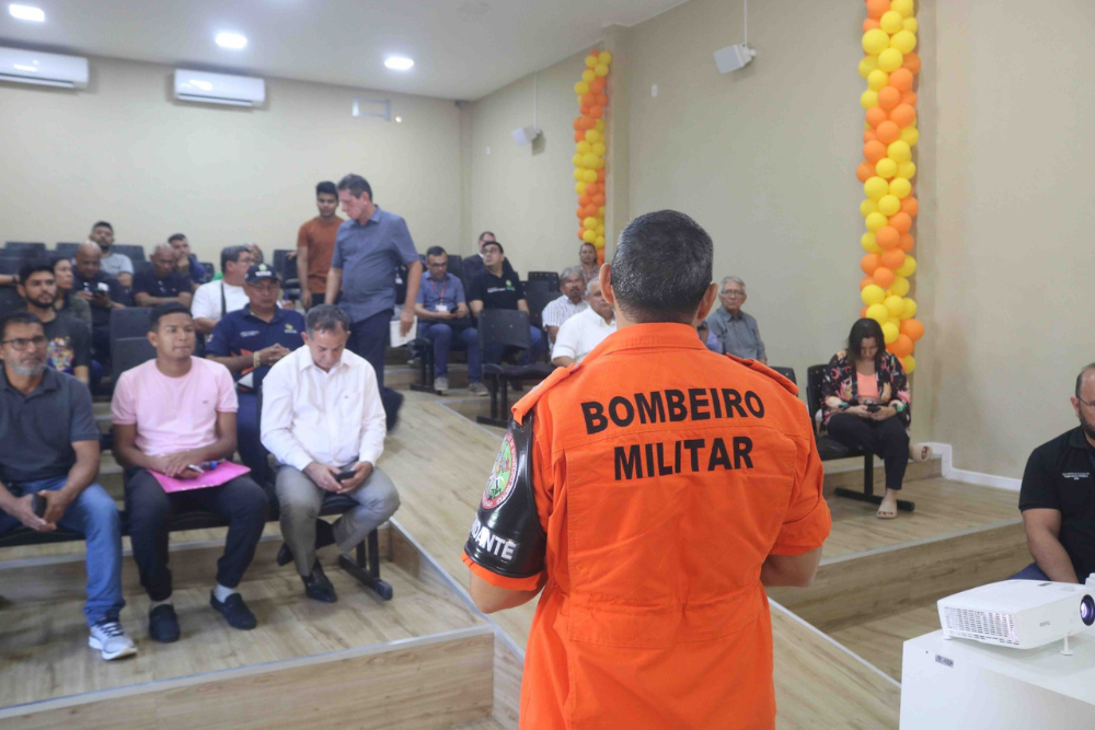 Programa Interior Mais Seguro começa a ser implantado em Novo Airão Programa Interior Mais Seguro começa a ser implantado em Novo Airão