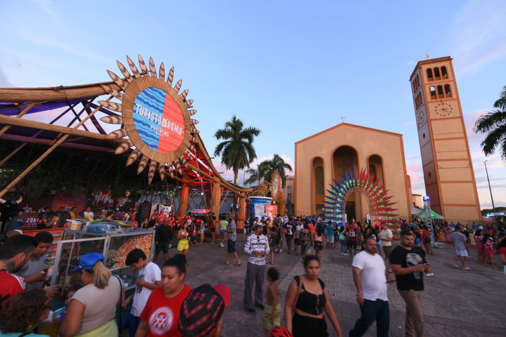 Turistódromo de Parintins tem público recorde e passaportes esgotados Turistódromo de Parintins tem público recorde e passaportes esgotados