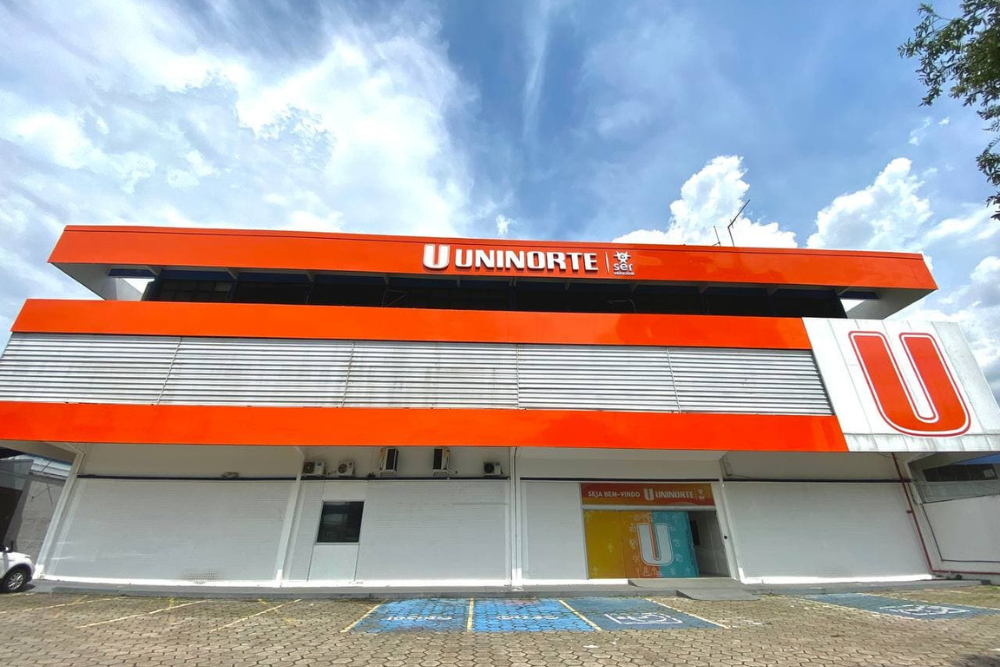 Centro universitário abre editais com vagas para docentes em Manaus Centro universitário abre editais com vagas para docentes em Manaus