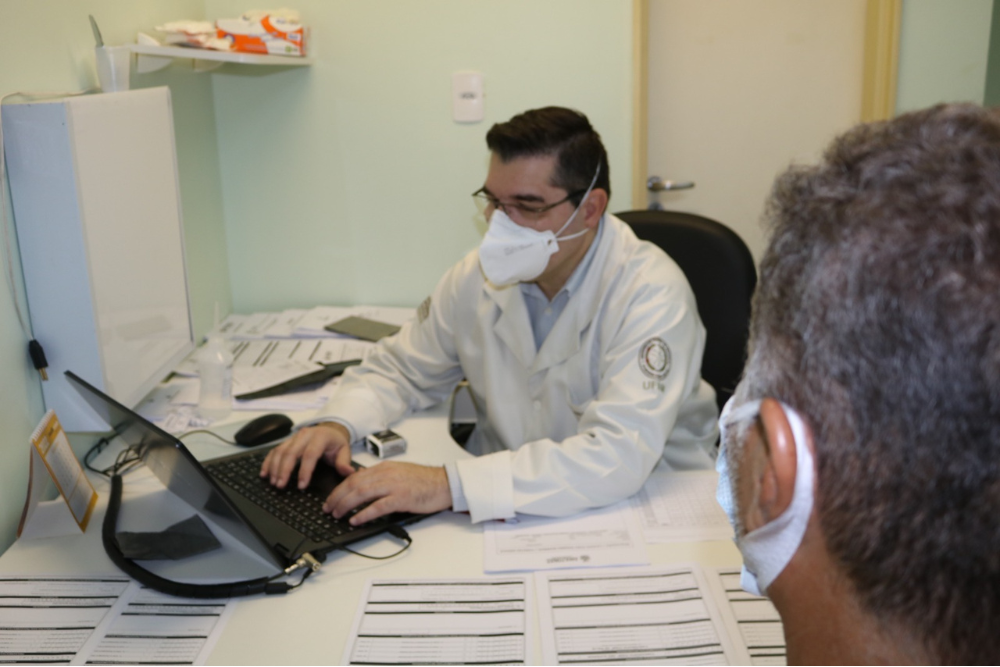 Tabagismo é fator de risco para câncer de bexiga, alerta urologista Tabagismo é fator de risco para câncer de bexiga, alerta urologista