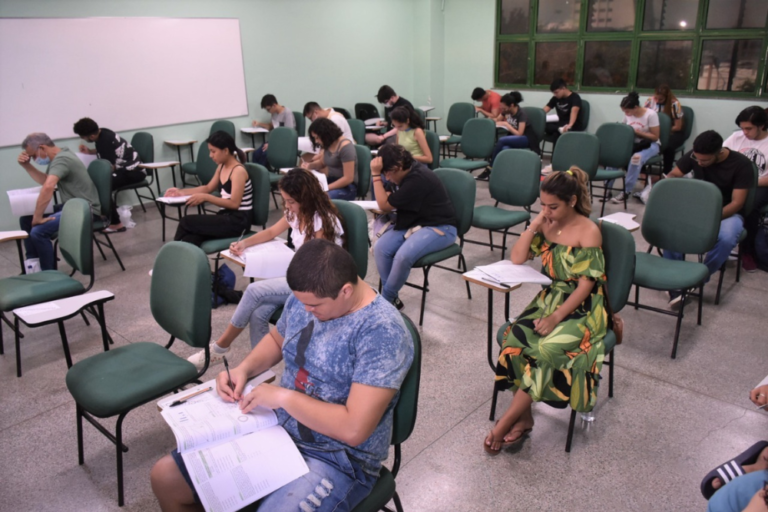 UEA abre inscrições para Vestibular 2023, acesso 2024, e SIS Portal