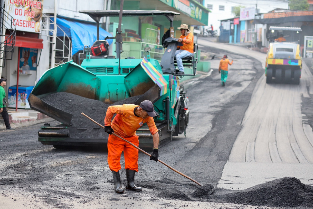 Estado e Prefeitura iniciam obras com recursos do Asfalta Manaus 3 Estado e Prefeitura iniciam obras com recursos do Asfalta Manaus 3