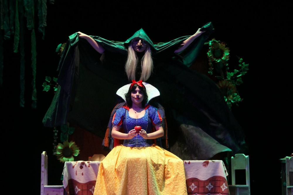 Teatro Amazonas recebe espetáculo ‘Branca de Neve’ no domingo (20) Teatro Amazonas recebe espetáculo ‘Branca de Neve’ no domingo (20)