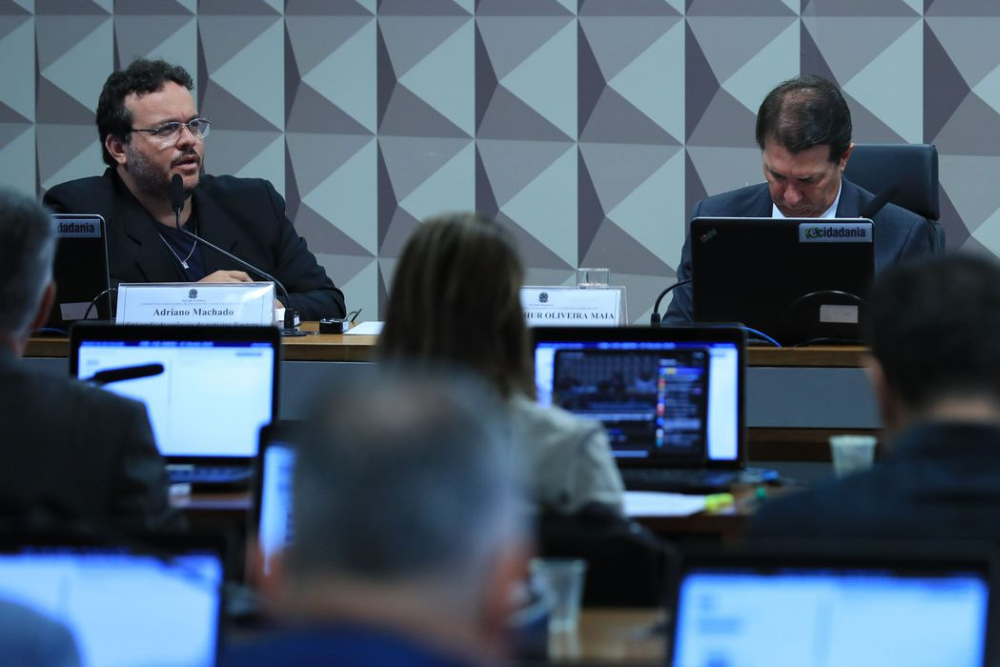 Fot&oacute;grafo diz ter visto tropas perto do Pal&aacute;cio do Planalto invadido