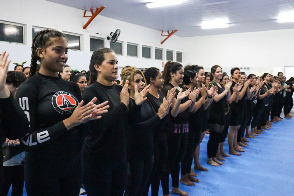 Curso gratuito de Defesa Pessoal Feminina tem 120 mulheres inscritas Curso gratuito de Defesa Pessoal Feminina tem 120 mulheres inscritas