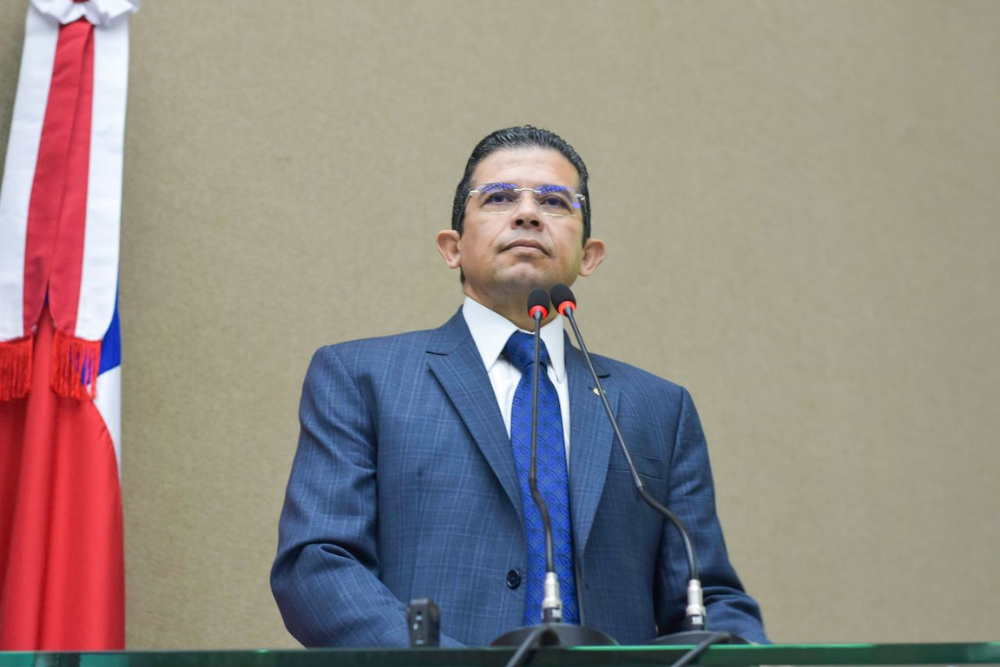 Sancionada lei que implanta site Maria da Penha Online no AM Sancionada lei que implanta site Maria da Penha Online no AM