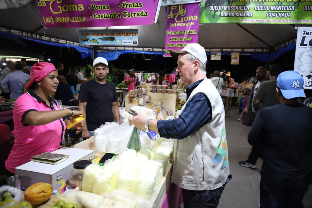 Feira de Agroneg&oacute;cios da Nilton Lins movimenta setor prim&aacute;rio do AM