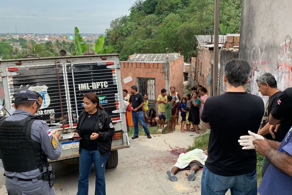 Jovem é morto a tiros ao sair de casa para comprar pão na Cidade Nova Jovem é morto a tiros ao sair de casa para comprar pão na Cidade Nova