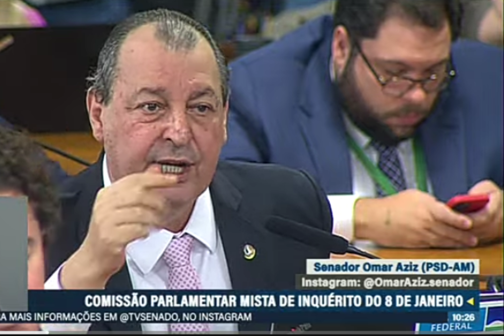 Omar critica Fl&aacute;vio Dino por negar documentos pedidos pela CPMI do 8 de janeiro. Veja
