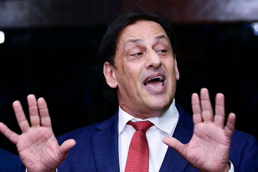 Wassef diz que comprou Rolex com próprio dinheiro e fez favor à União Wassef diz que comprou Rolex com próprio dinheiro e fez favor à União